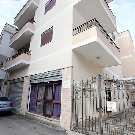 The Met Apartments Durres Exterior photo